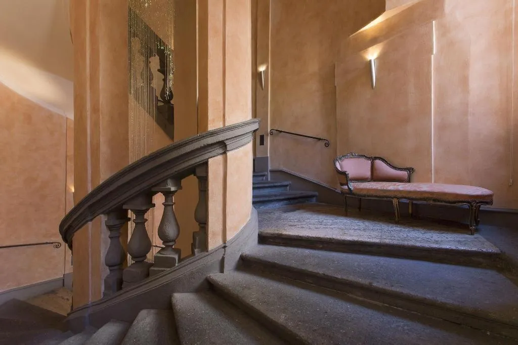 Room, Teatro Pace 33, Rome