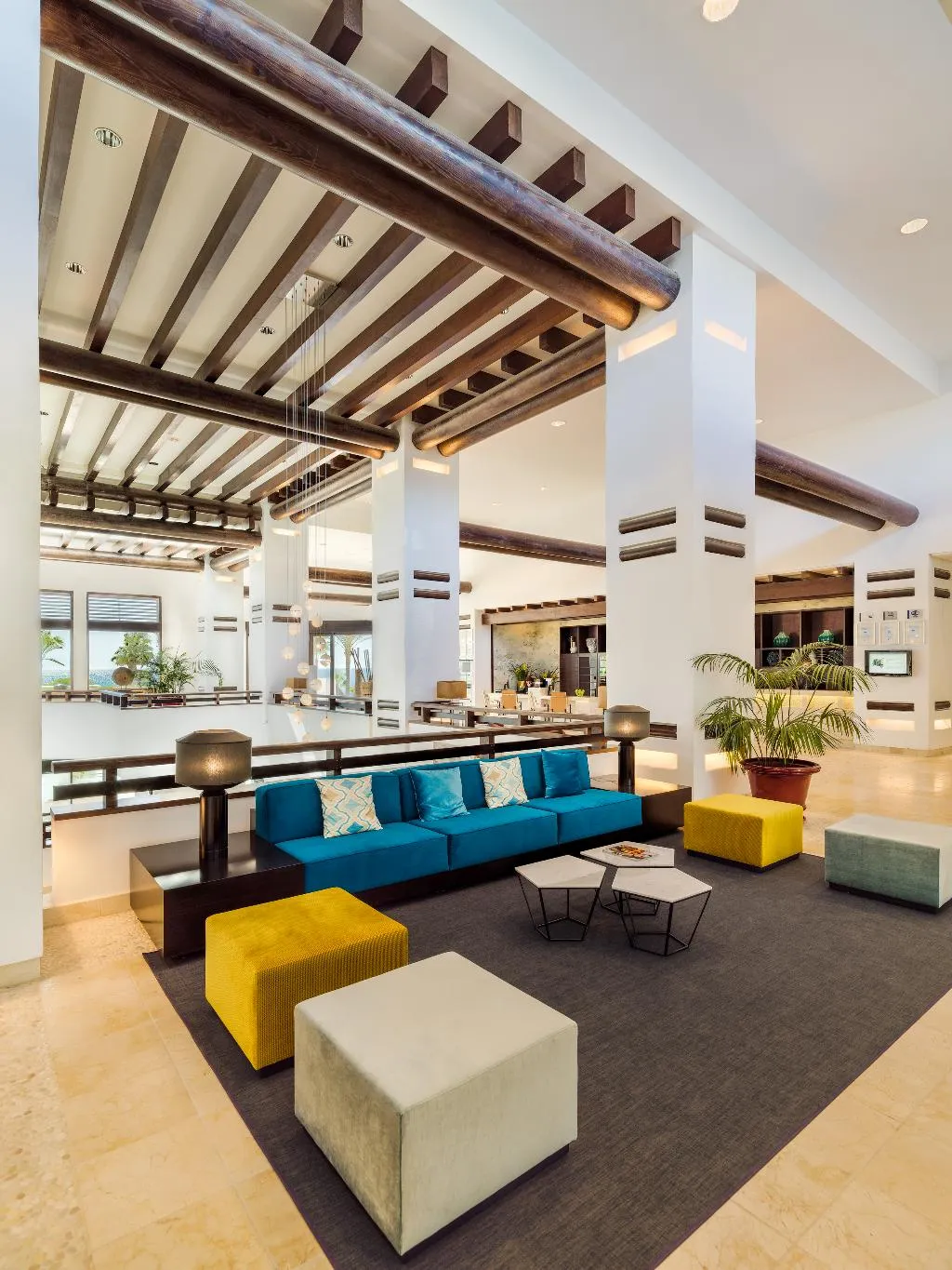 Lobby, H10 Estepona Palace, Costa Del Sol