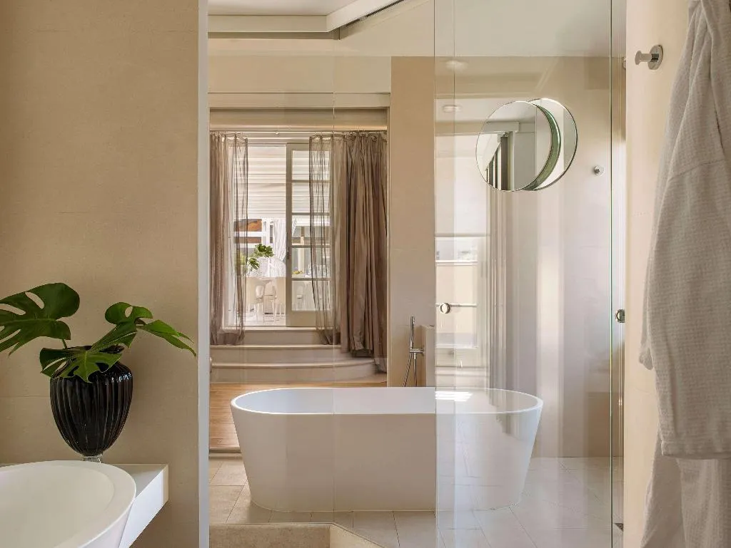 SUITE WITH TERRACE Room, Villa Agrippina Gran Meliá, Rome