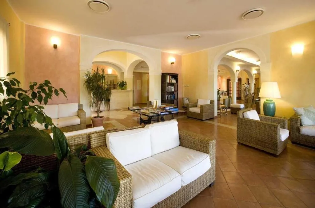 Lobby, Lantana Resort Hotel & Apartments, Cagliari