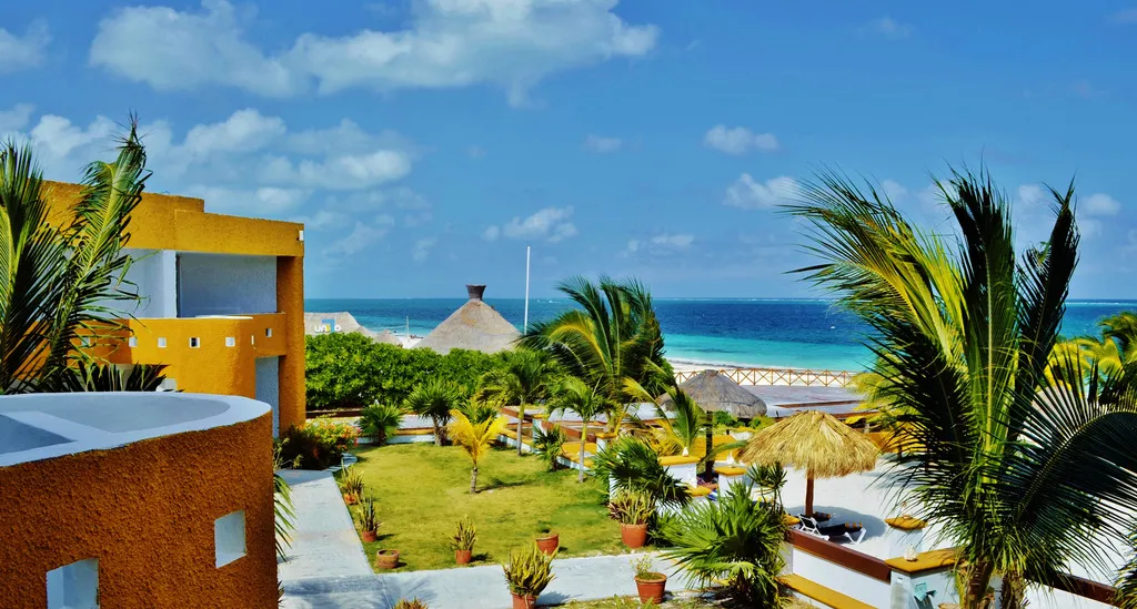 Beach, Arrecifes Suites, Cancun Area