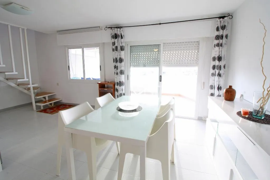 APARTMENT DUPLEX Room, Holiday Duplex Esmeralda, Costa Blanca