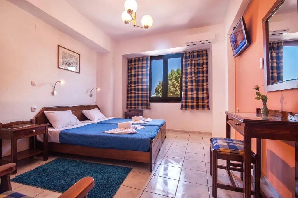 Room, Poco Loco Bed & Breakfast, Crete