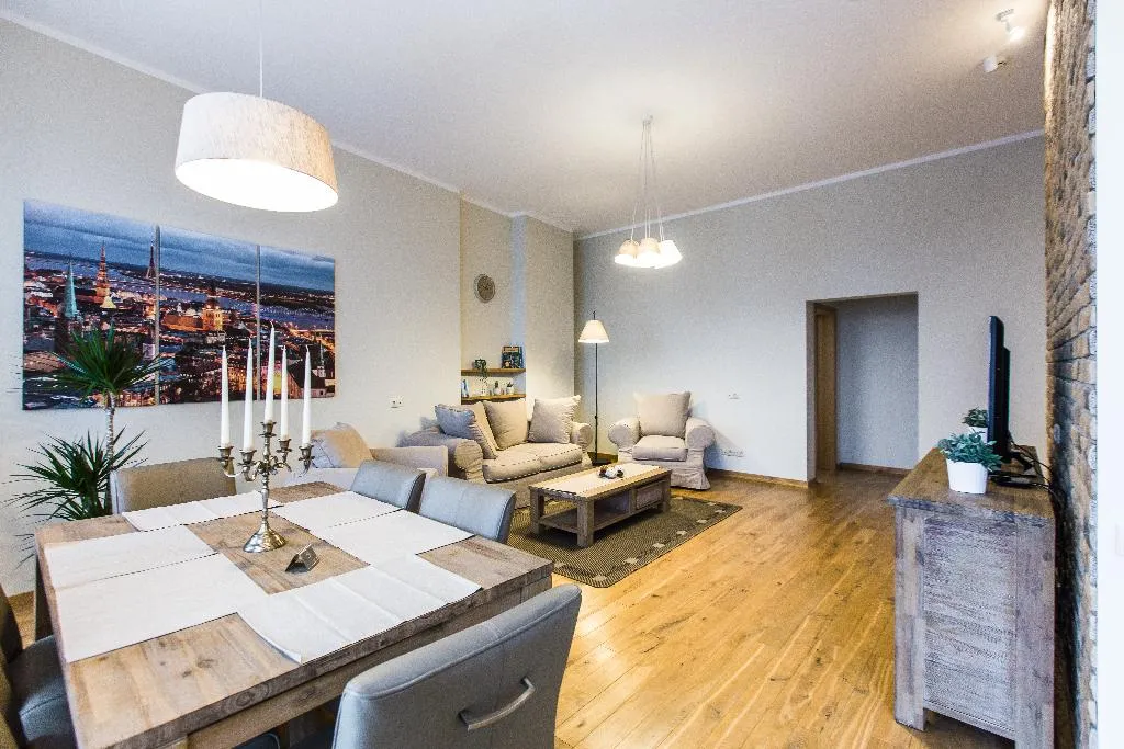 APARTMENT SUPERIOR WITH BALCONY Room, Riga Lux Apartments - Ernesta, Riga