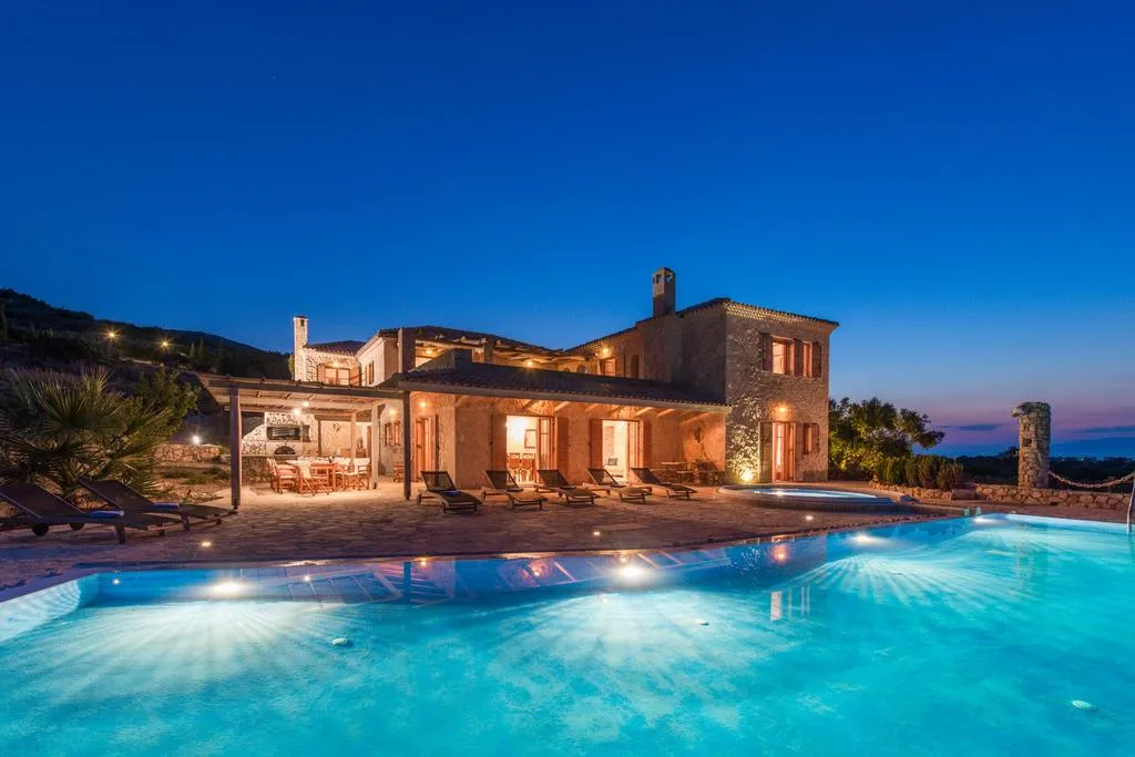 VILLA SIX BEDROOMS WITH PRIVATE POOL Room, Blue Caves Villas, Zante