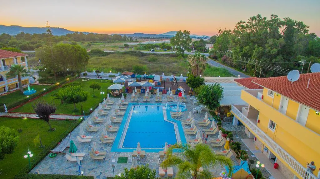 Pool, Macedonia, Zante