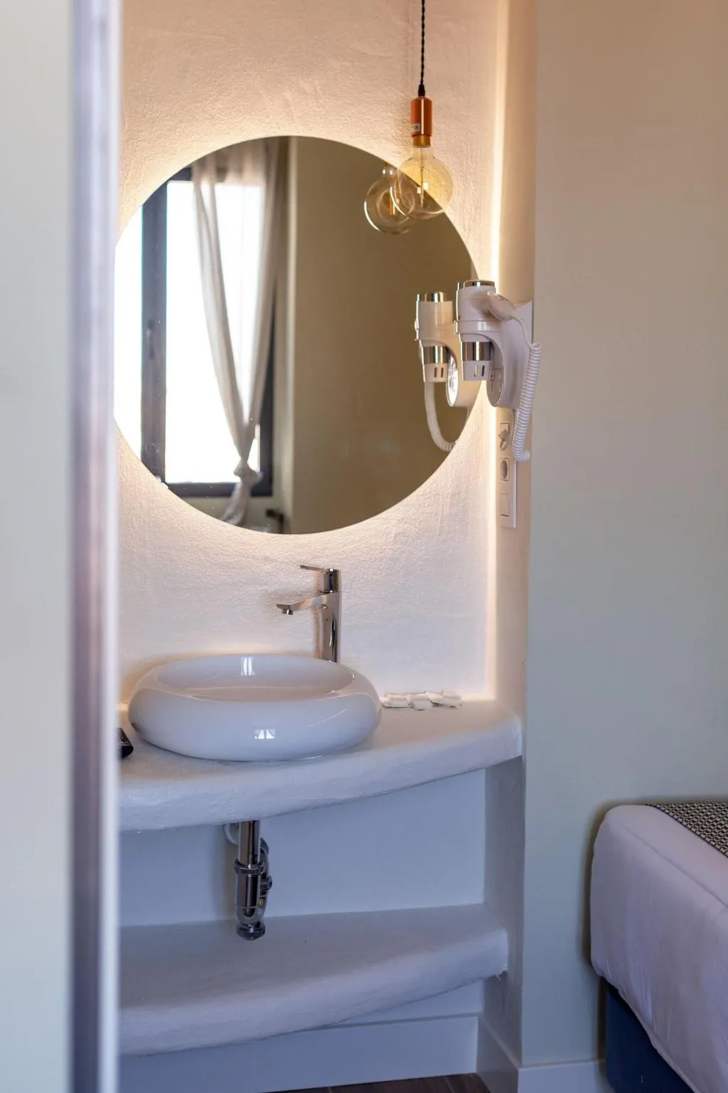 Room, Hostal Charlotte, Madrid