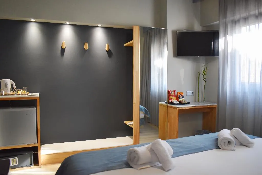Double or Twin STANDARD Room, Be My Guest Athens, Athens