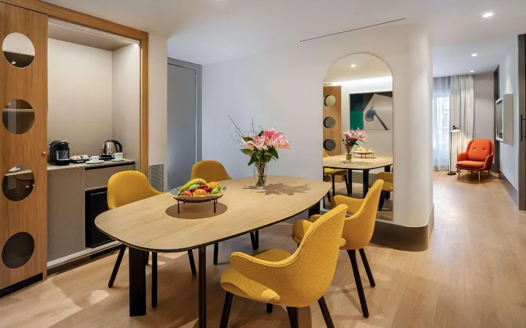 SUITE STANDARD Room, Barceló Torre de Madrid, Madrid