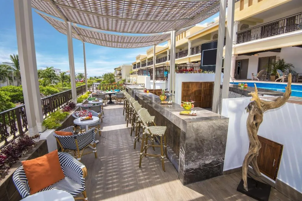 Bar, Wyndham Alltra Playa del Carmen Adults Only All In, Playa Del Carmen