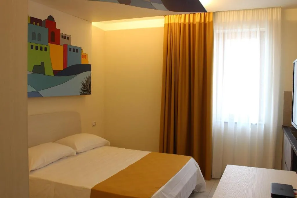Room, Happyrooms, Naples