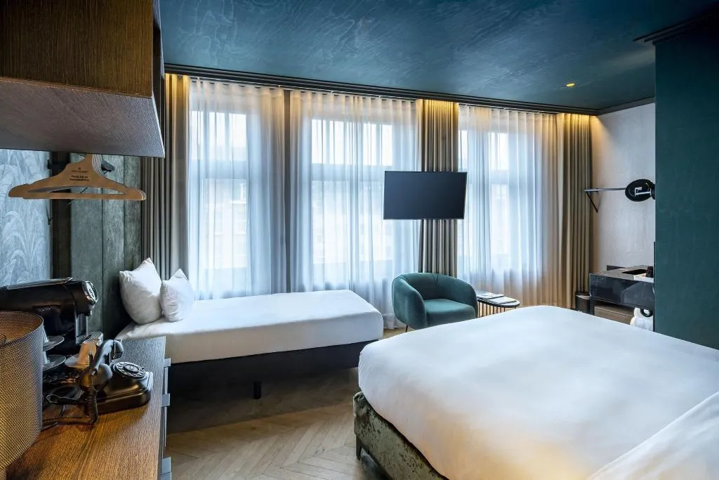 Room, The Highlander, Amsterdam