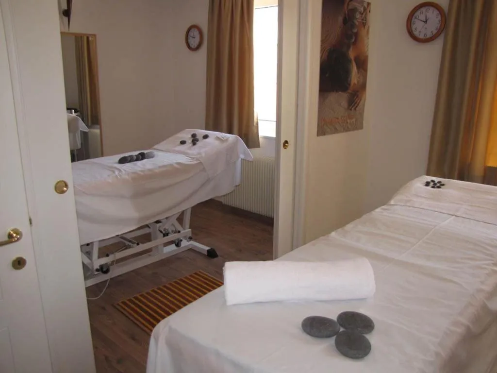 Sports and Entertainment, Alpen Hotel Eghel, Venice