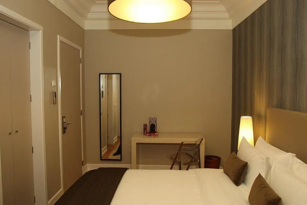 Room, Castilho House, Lisbon