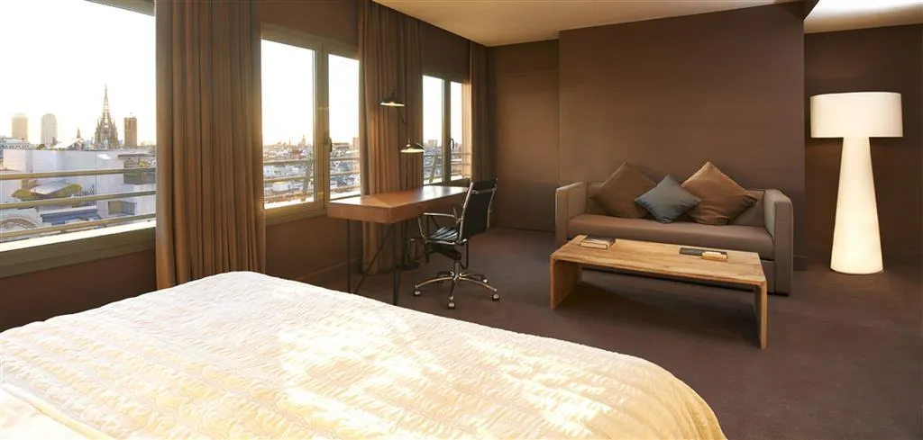 Room, Le Meridien Barcelona, Barcelona
