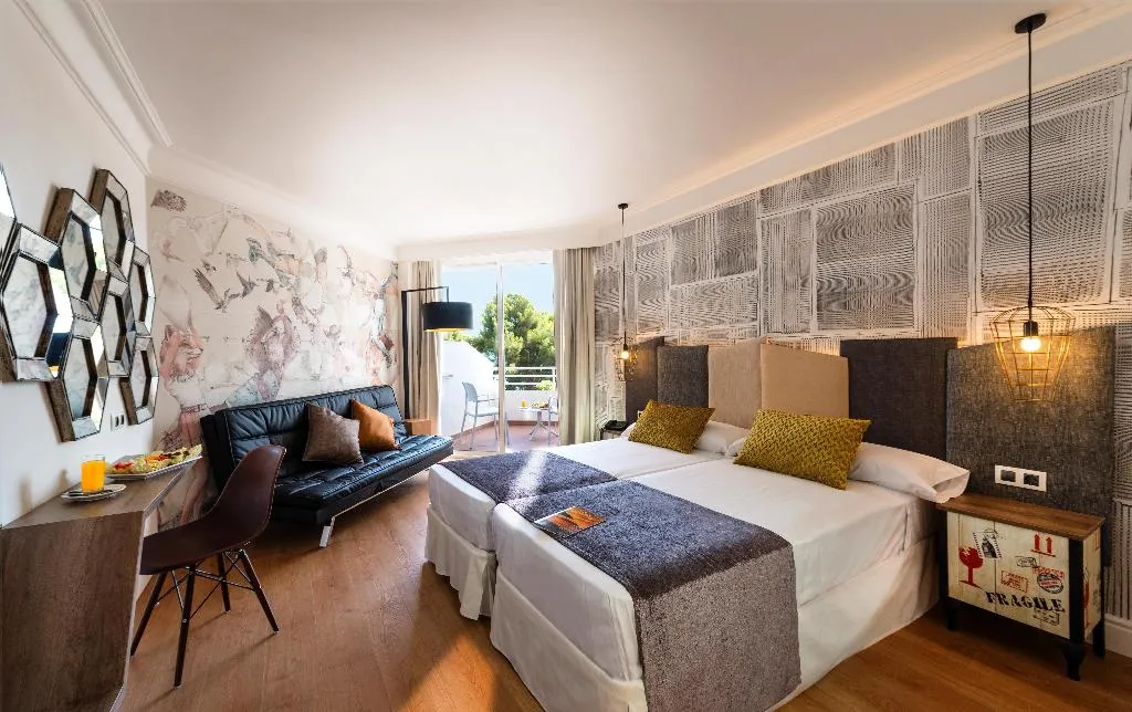 SUITE STANDARD Room, Alua Calvia Dreams, Majorca