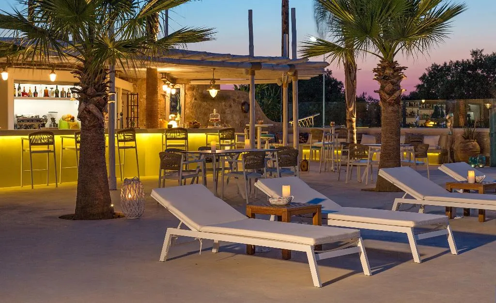 Bar, White Pearls Luxury Suites Adults Only, Kos