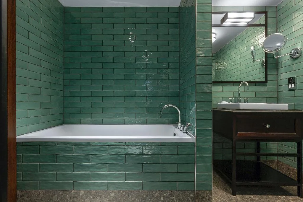 Room, The Green, Dublin