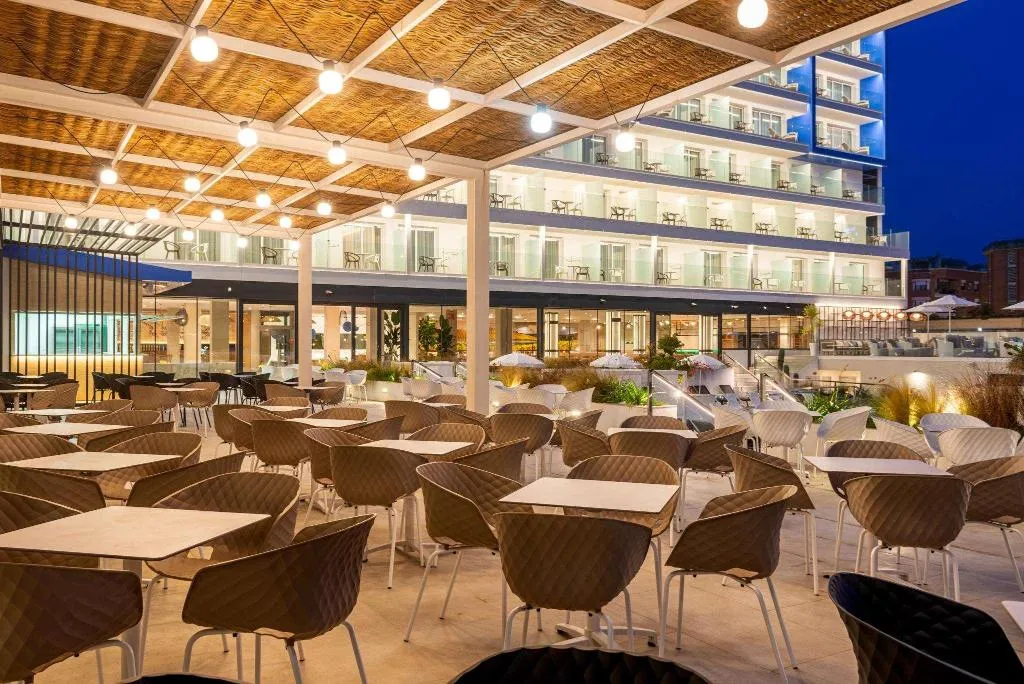 Bar, L'Azure Hotel, Costa Brava