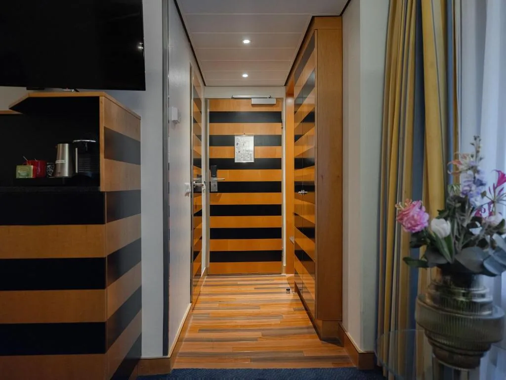 Room, Swissotel Amsterdam, Amsterdam