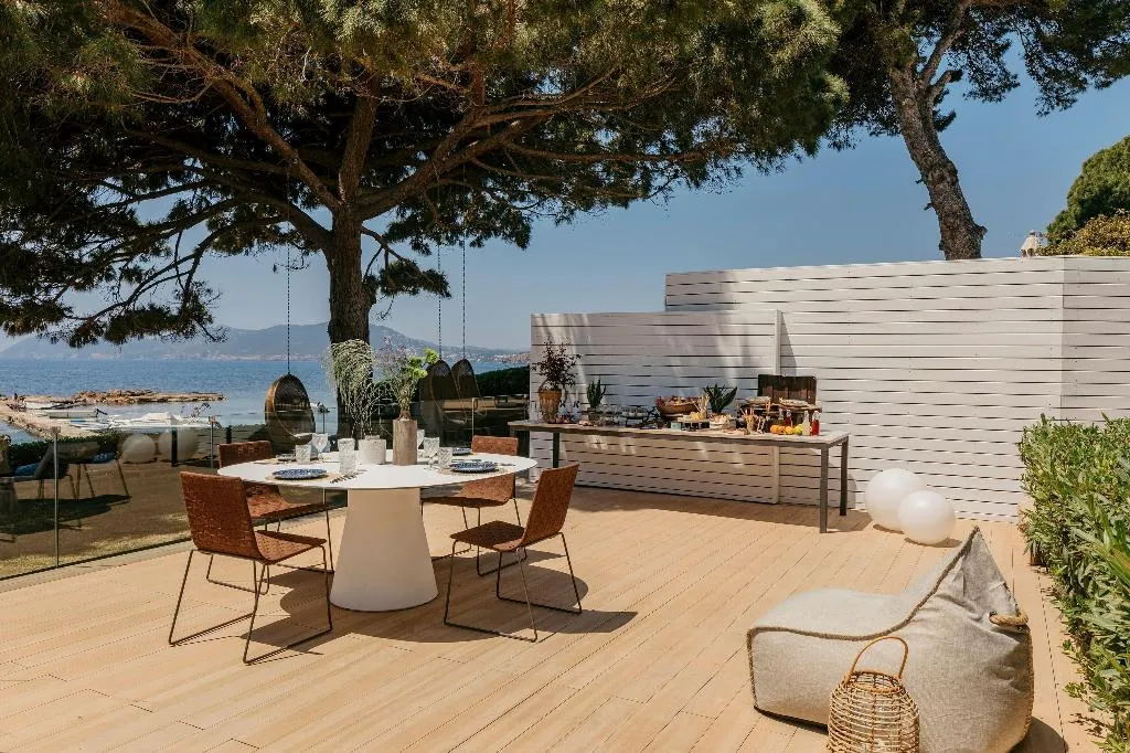 SUITE THREE BEDROOMS WITH PRIVATE POOL Room, ME Ibiza, Ibiza