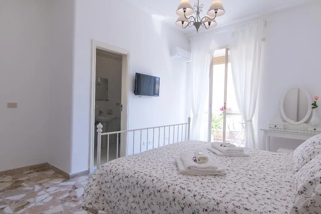 DOUBLE DELUXE Room, Maison Ortigia, Catania