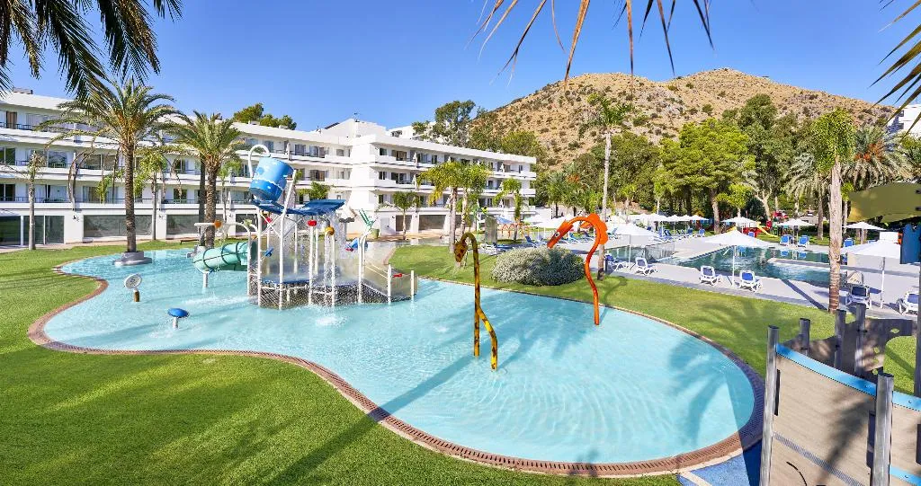 Pool, BelleVue Club, Majorca