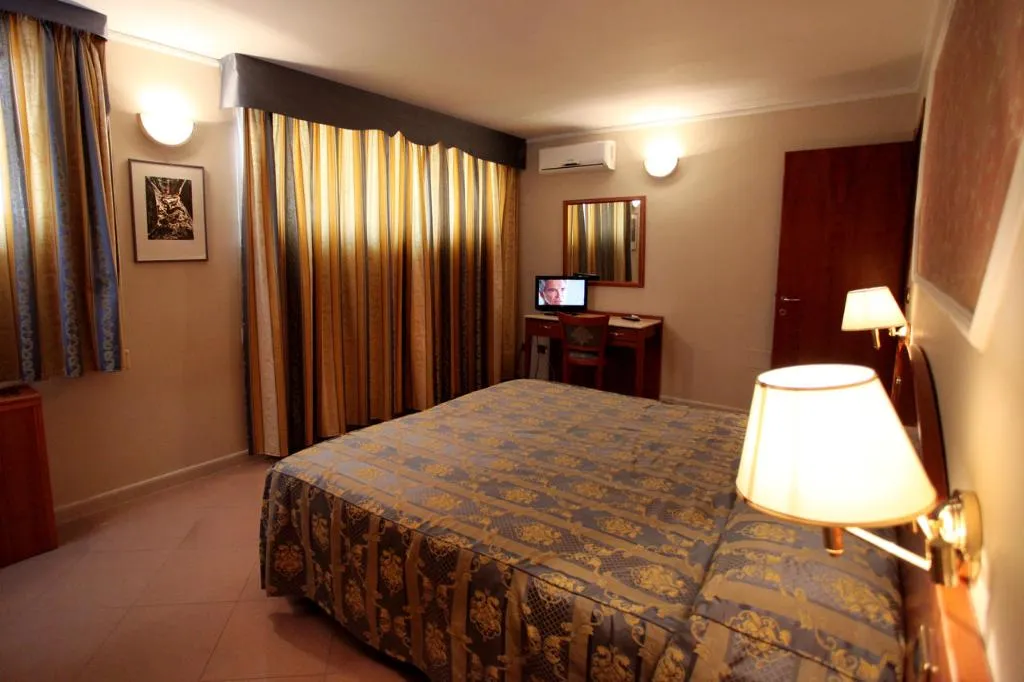 TRIPLE STANDARD Room, Belsito Nola, Naples