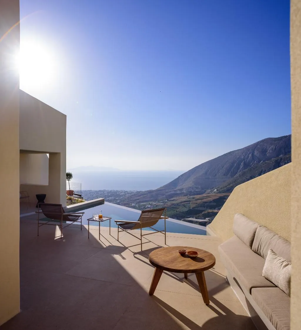 SUITE SEA VIEW WITH PRIVATE POOL Room, Elessa Hotel, Santorini