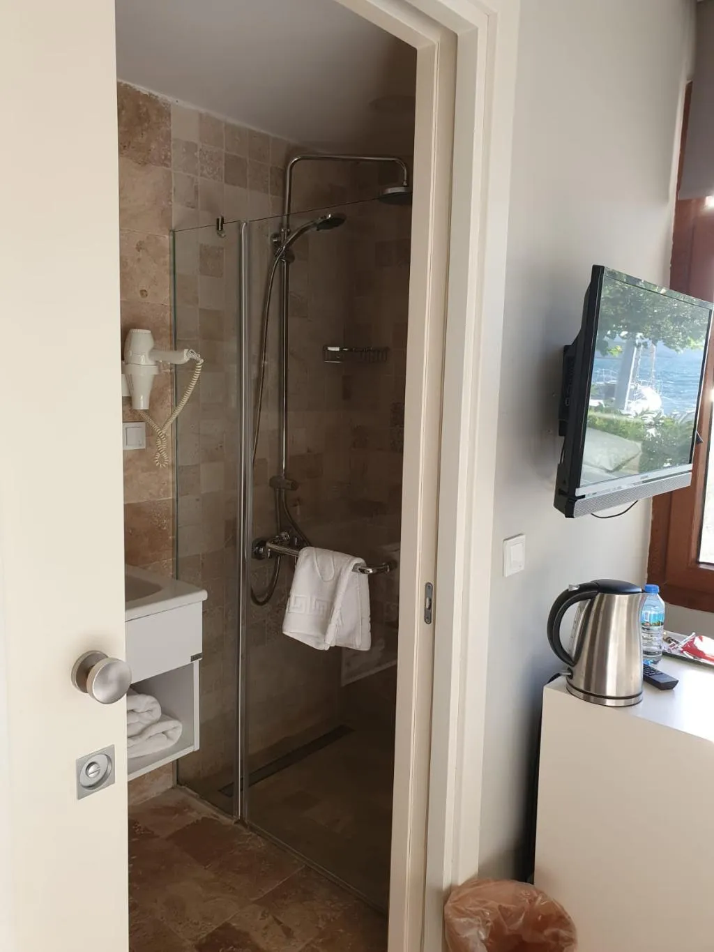 Double or Twin Presidential WITH VIEWS Room, Teos Lodge Pansiyon & Restaurant, Izmir