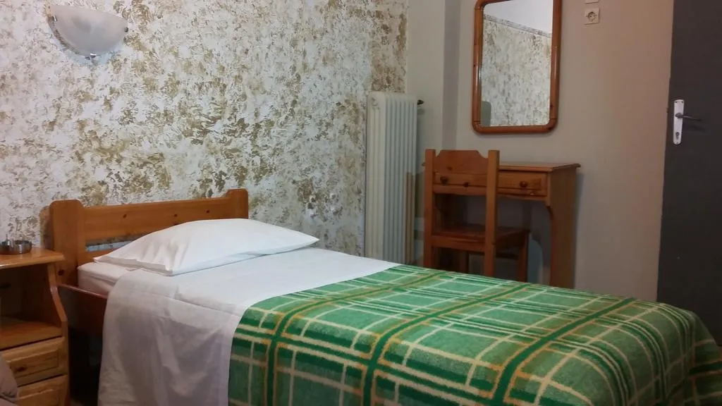 TRIPLE STANDARD Room, Alma, Athens
