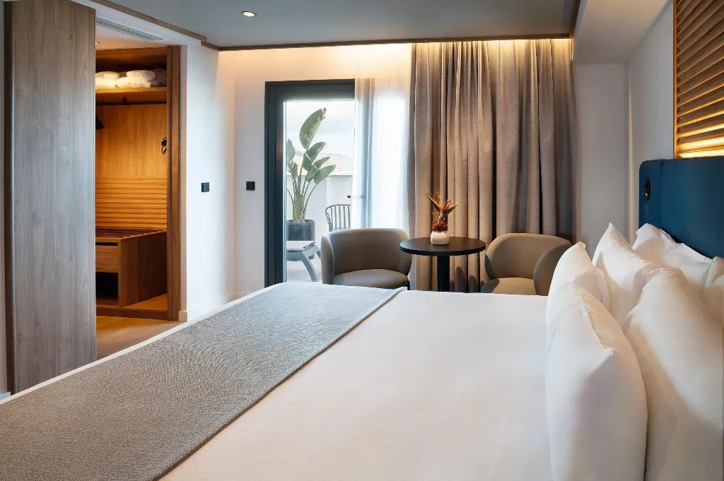 Double or Twin SUPERIOR WITH TERRACE Room, Barceló Santa Cruz Contemporáneo, Tenerife