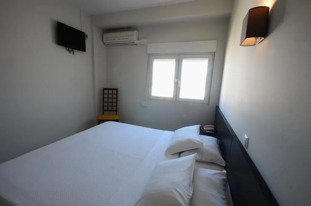 SINGLE STANDARD Room, Boliqueime Guest House, Algarve