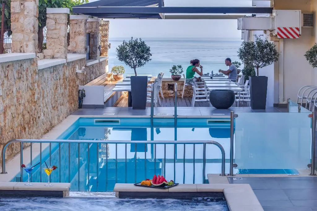 Pool, Alexis, Crete