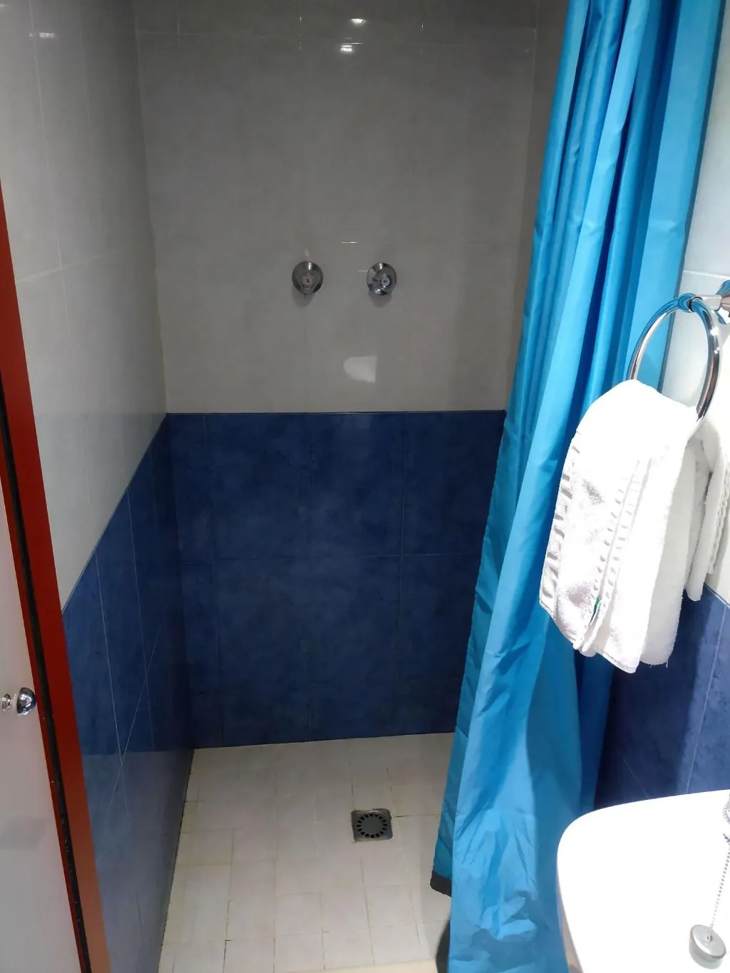 Room, Pensión Miami, Barcelona