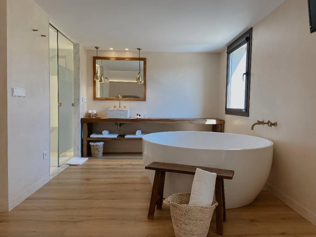 JUNIOR SUITE BASIC Room, Palau Macelli, Costa Brava