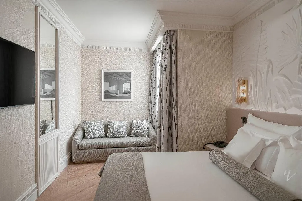 TRIPLE STANDARD Room, Vincci Madrid Centrum, Madrid