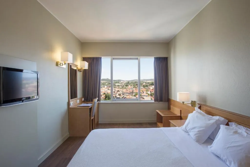DOUBLE STANDARD Room, Fundador, Porto