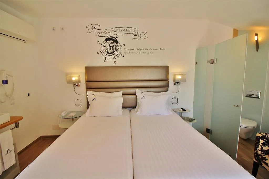 TWIN WITH TERRACE Room, Villa Ana Margarida Hotel, Lisbon