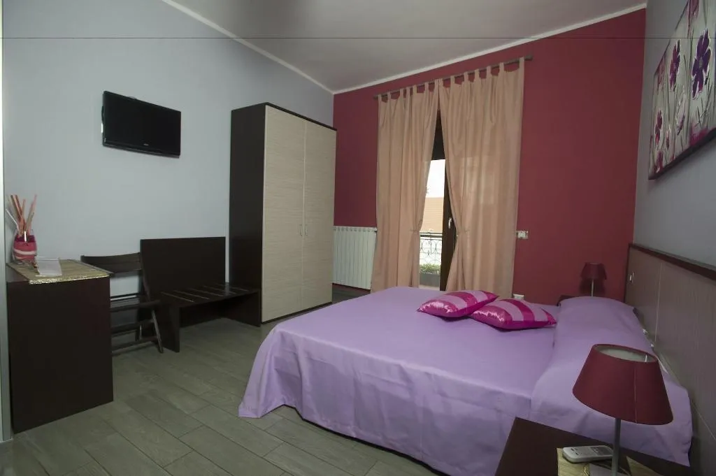 Room, B&B Eco, Naples
