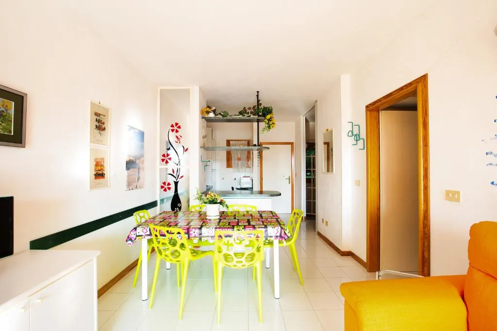 APARTMENT CAPACITY 6 TWO BEDROOMS Room, Porto Coda Cavallo Residence, Olbia