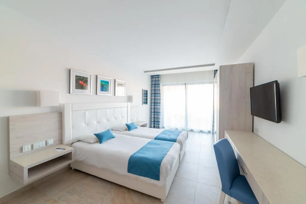 Double or Twin ECONOMY Room, The Ramla Bay Resort, Malta