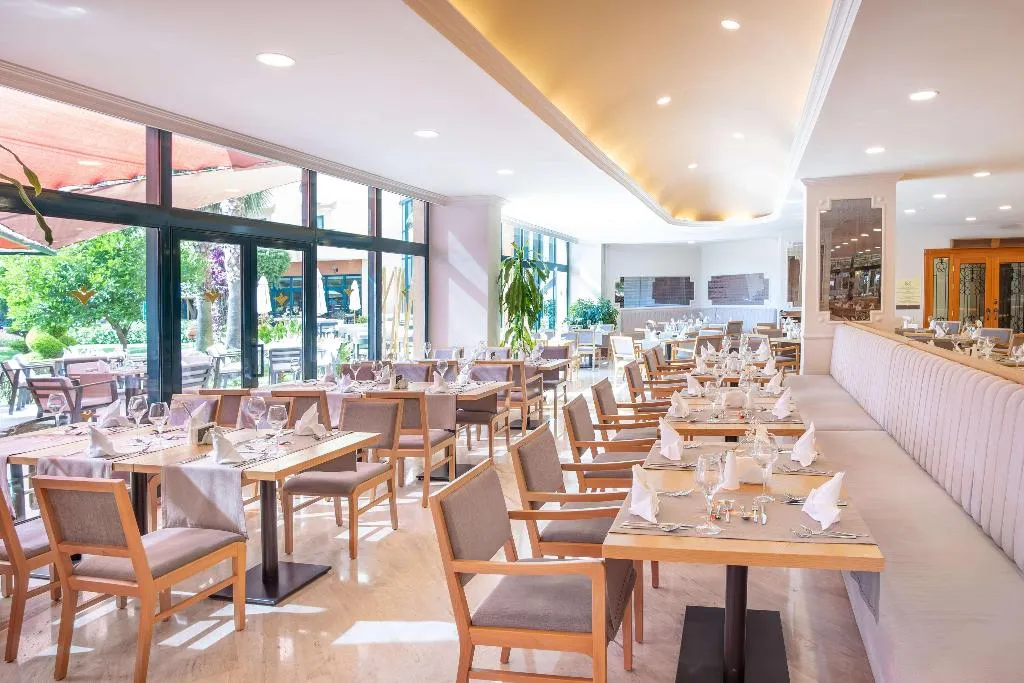 Restaurant, Miramare Queen, Antalya
