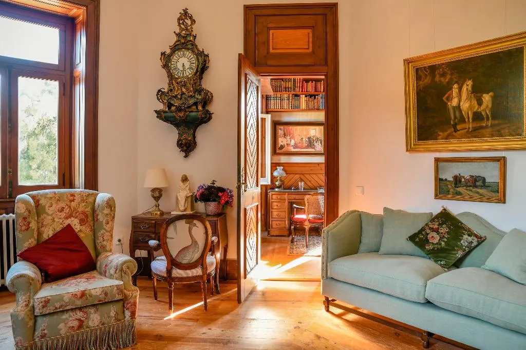 Lobby, Chalet Ficalho, Lisbon