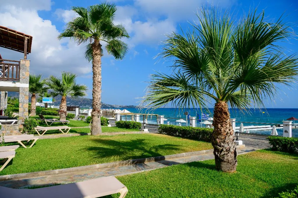 JUNIOR SUITE BEACH FRONT Room, Alexander Beach Hotel & Village Resort, Crete