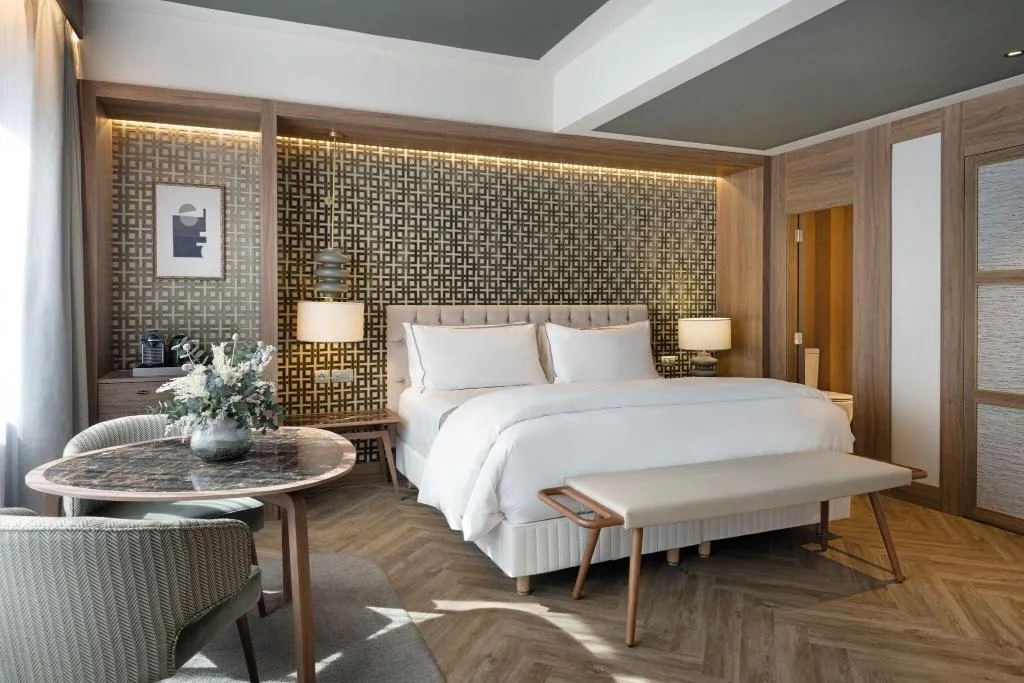 SUITE KING SIZE BED Room, AC Madrid Cuzco, Madrid
