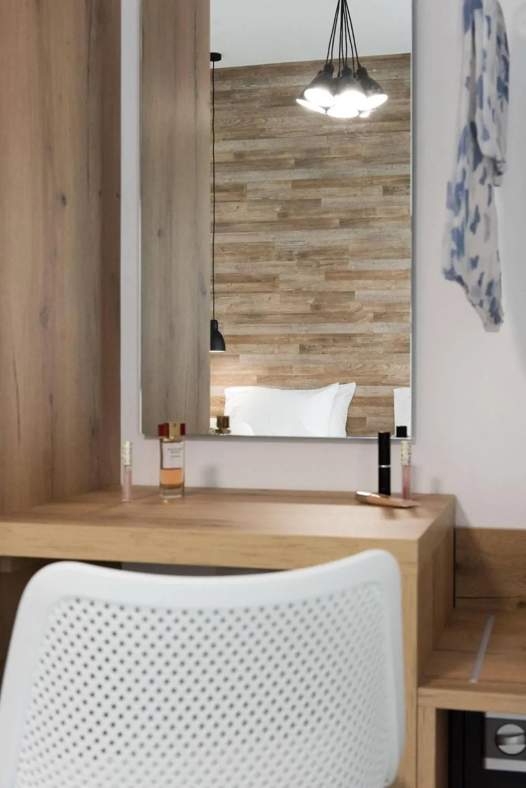 Room, Ria, Crete