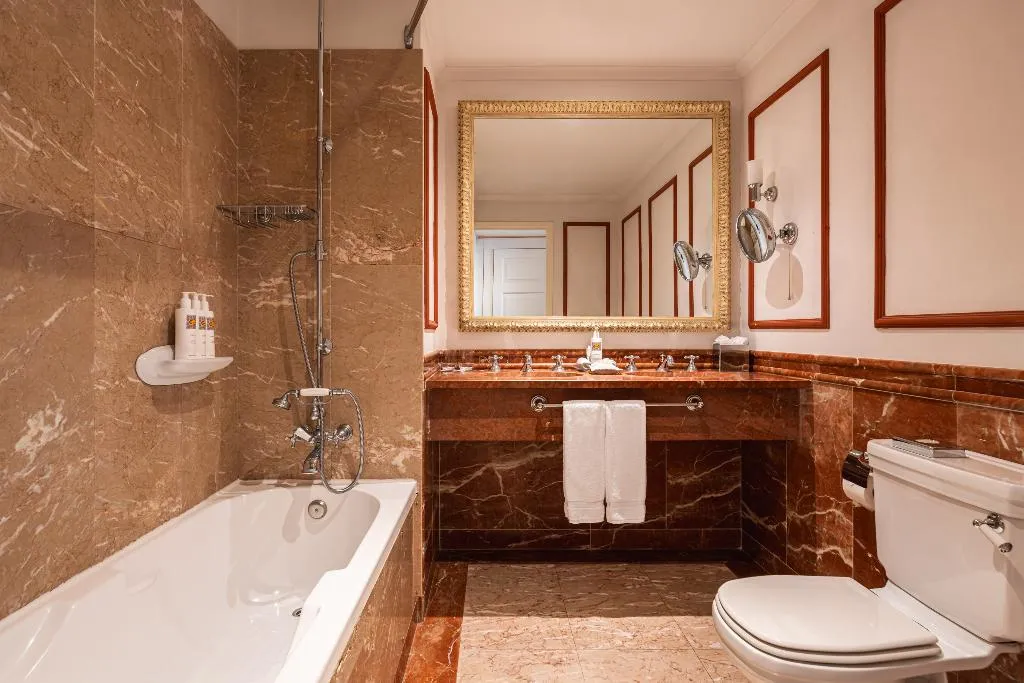 DOUBLE PREMIUM KING BED Room, Valverde Sintra Palácio de Seteais, Lisbon