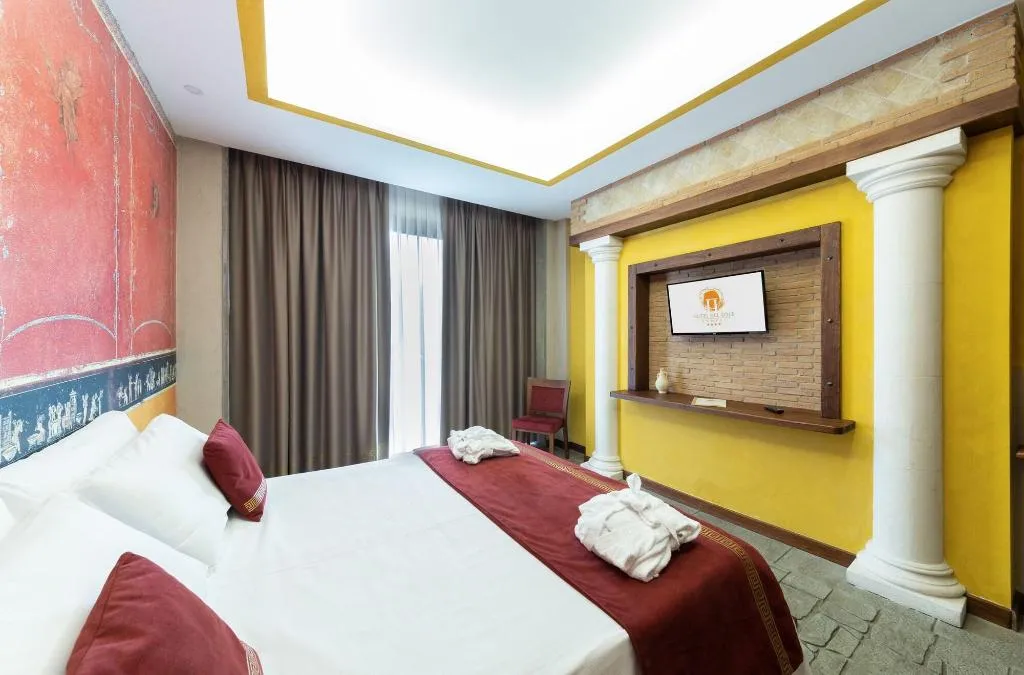 Room, Hotel Del Sole, Naples