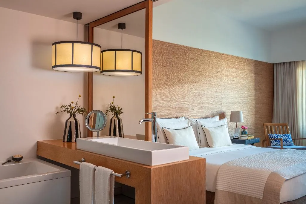 Room, Victoria Golf Resort and Spa Managed by Accor, Algarve